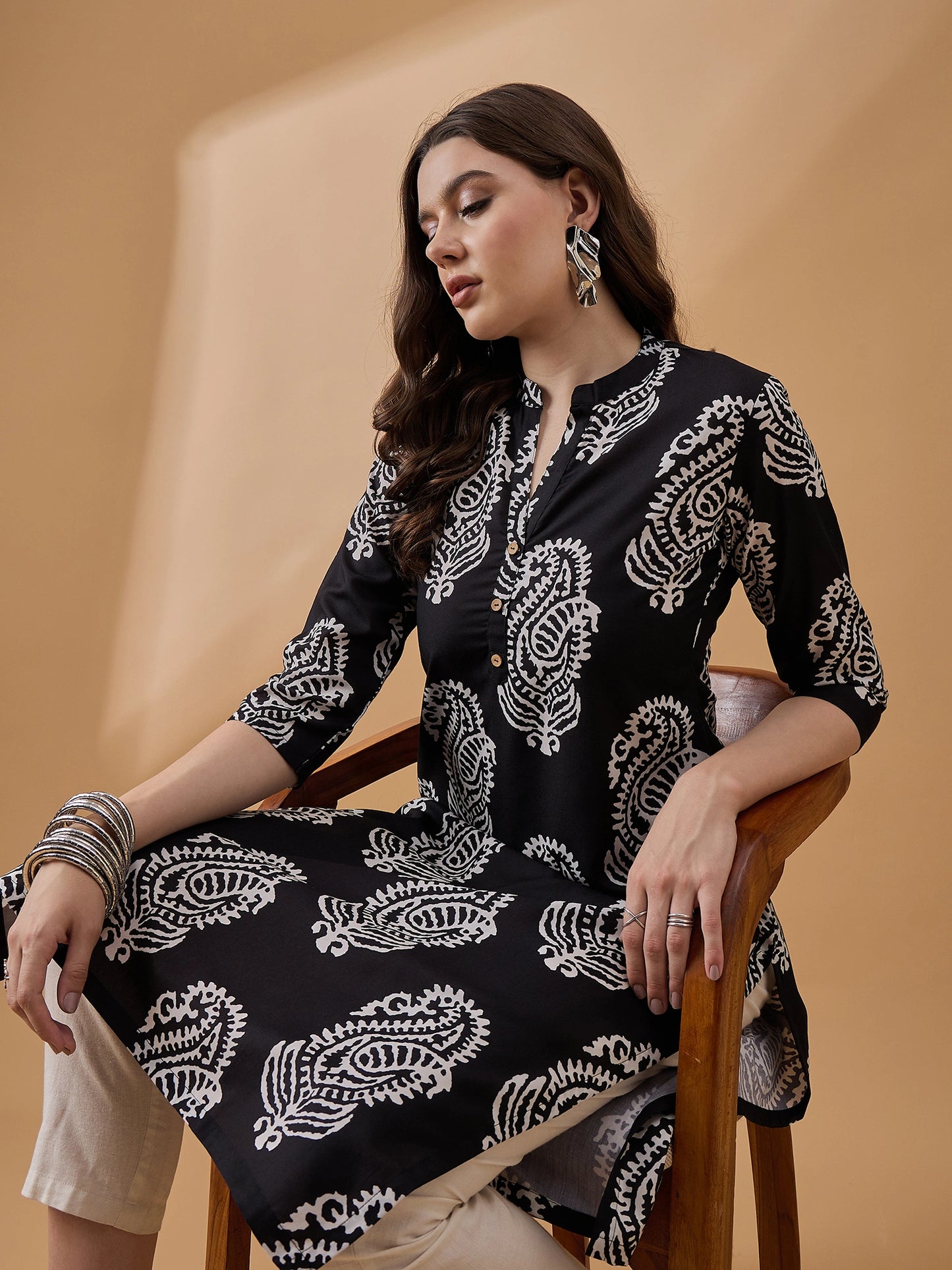 Black &amp; White Ethnic Printed Kurta for Women